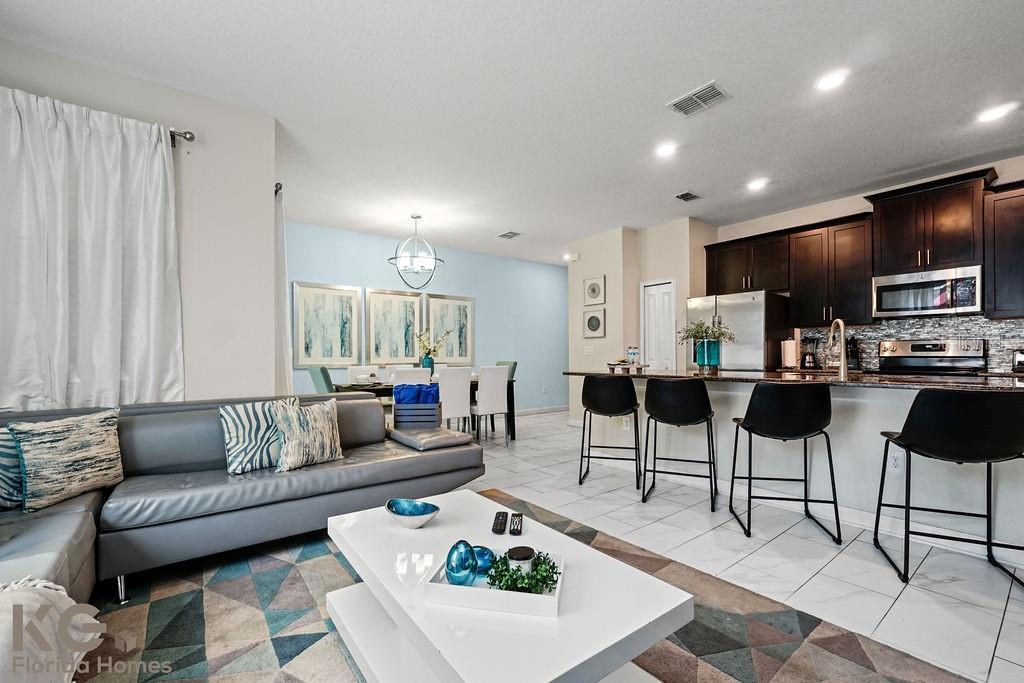 Image 11 of 68 For 9075 Dogleg Dr
