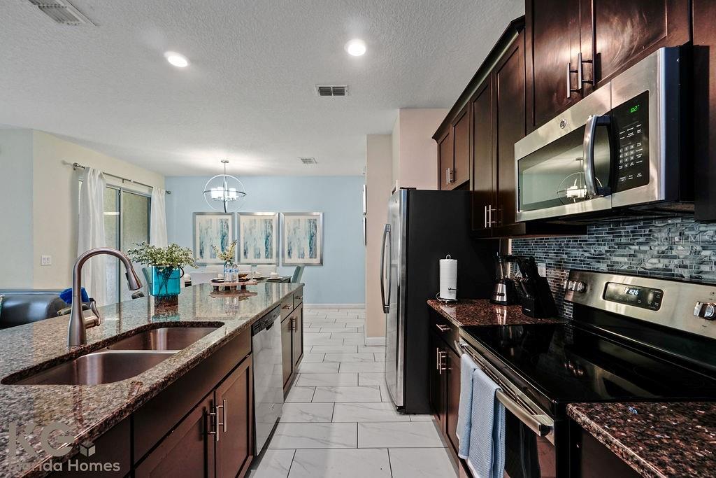 Image 16 of 68 For 9075 Dogleg Dr