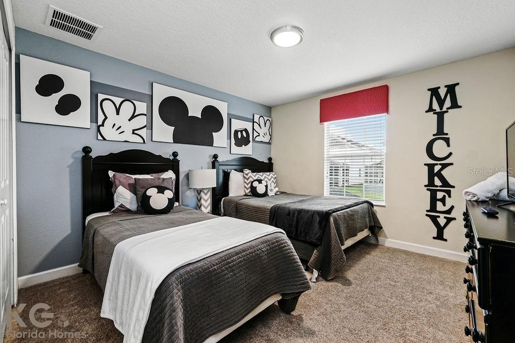 Image 34 of 68 For 9075 Dogleg Dr