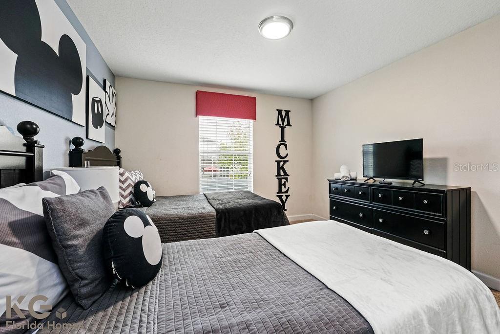 Image 35 of 68 For 9075 Dogleg Dr