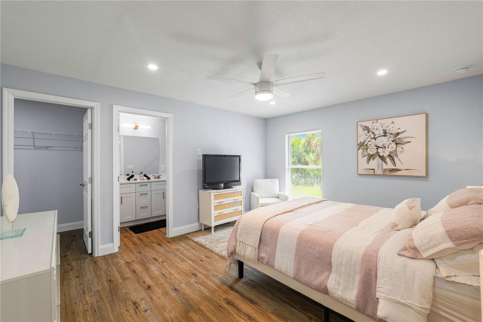 Image 13 of 23 For 430 Leona Street