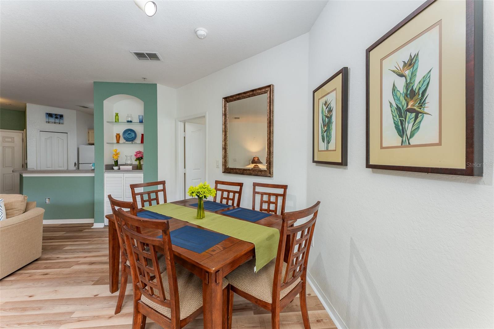 Image 10 of 25 For 8923 Legacy Court 19-102