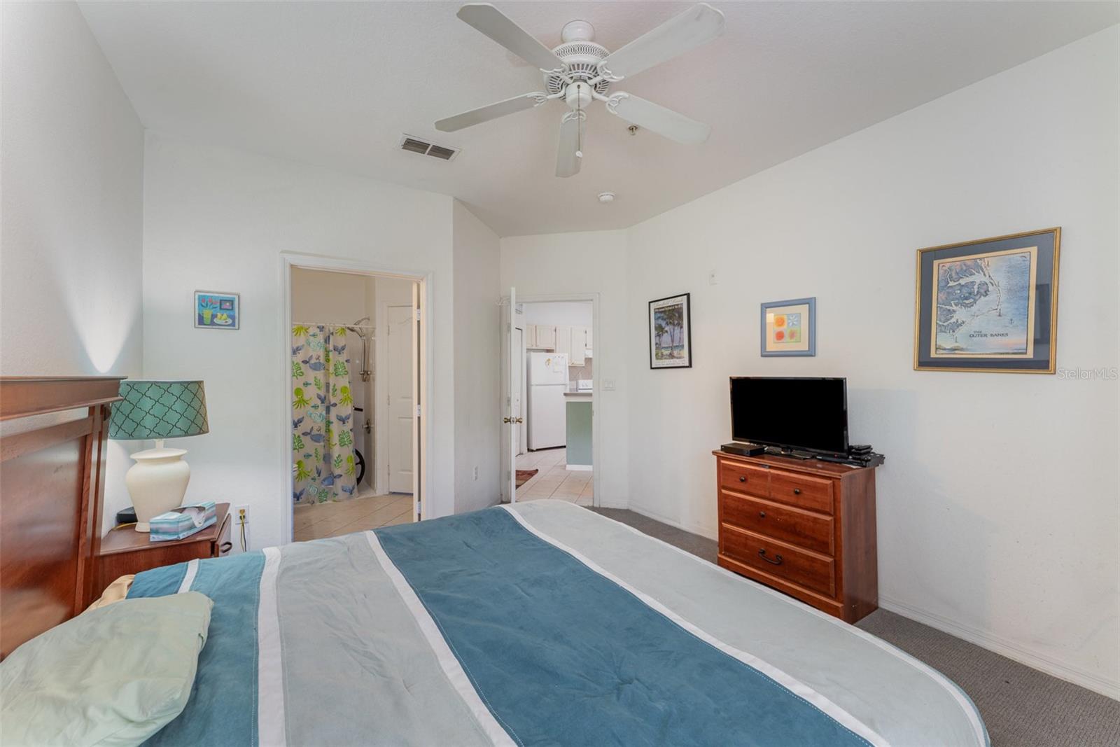 Image 14 of 25 For 8923 Legacy Court 19-102