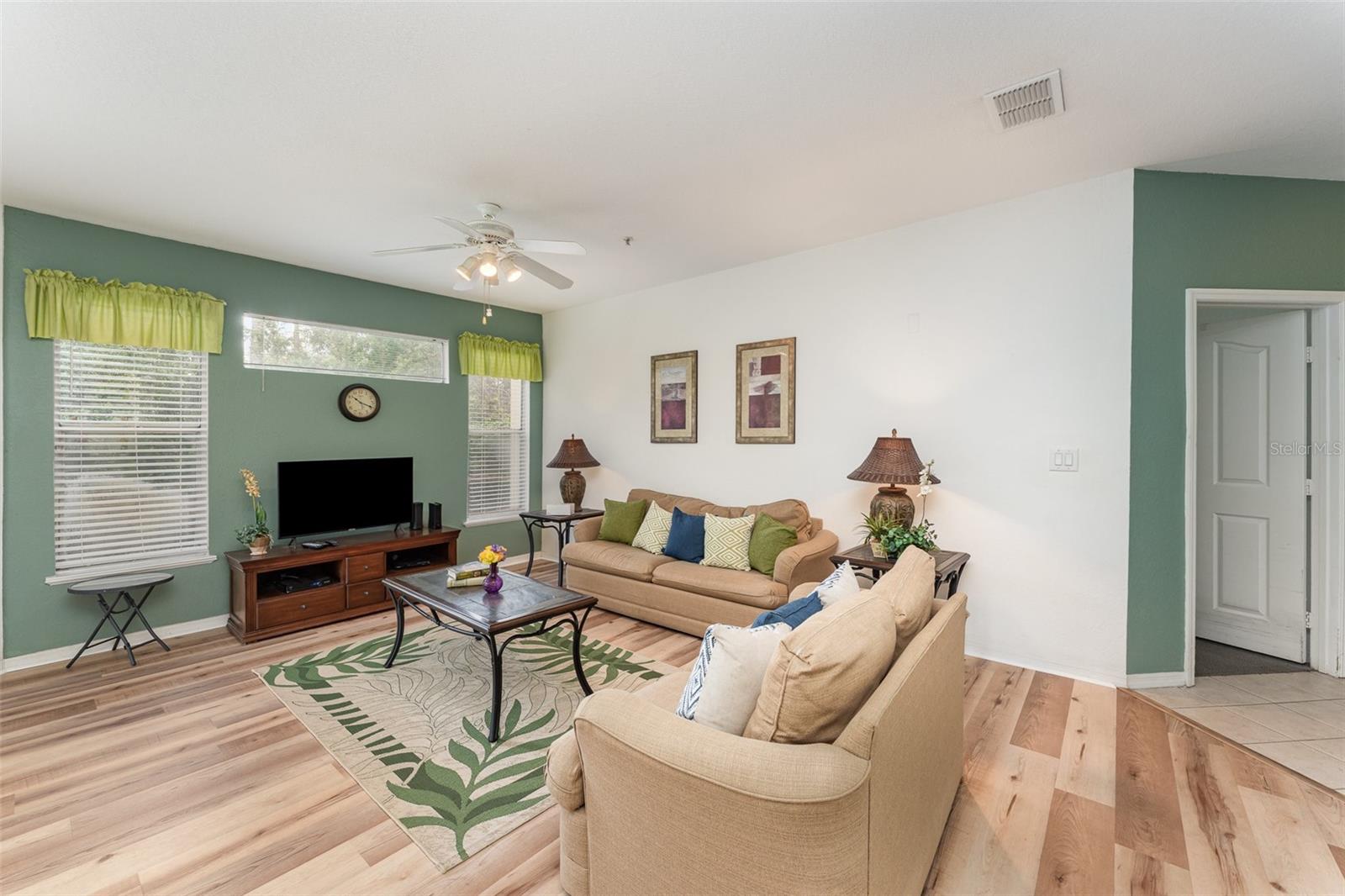 Image 6 of 25 For 8923 Legacy Court 19-102