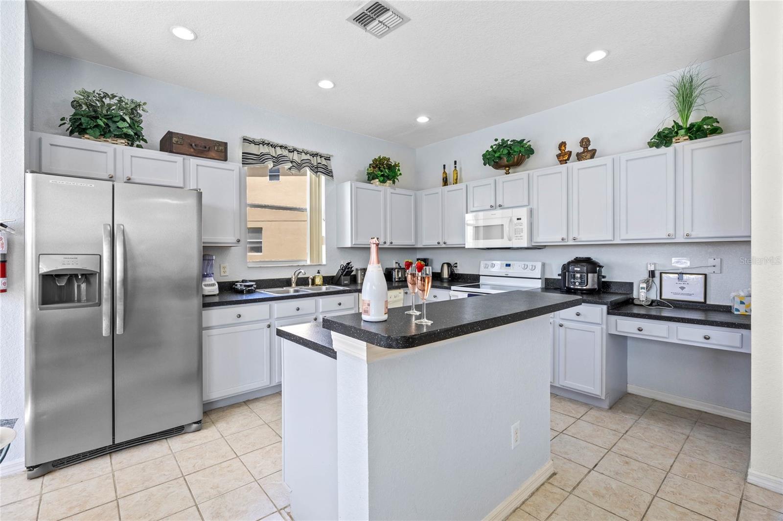 Image 14 of 62 For 107 Troon Cir