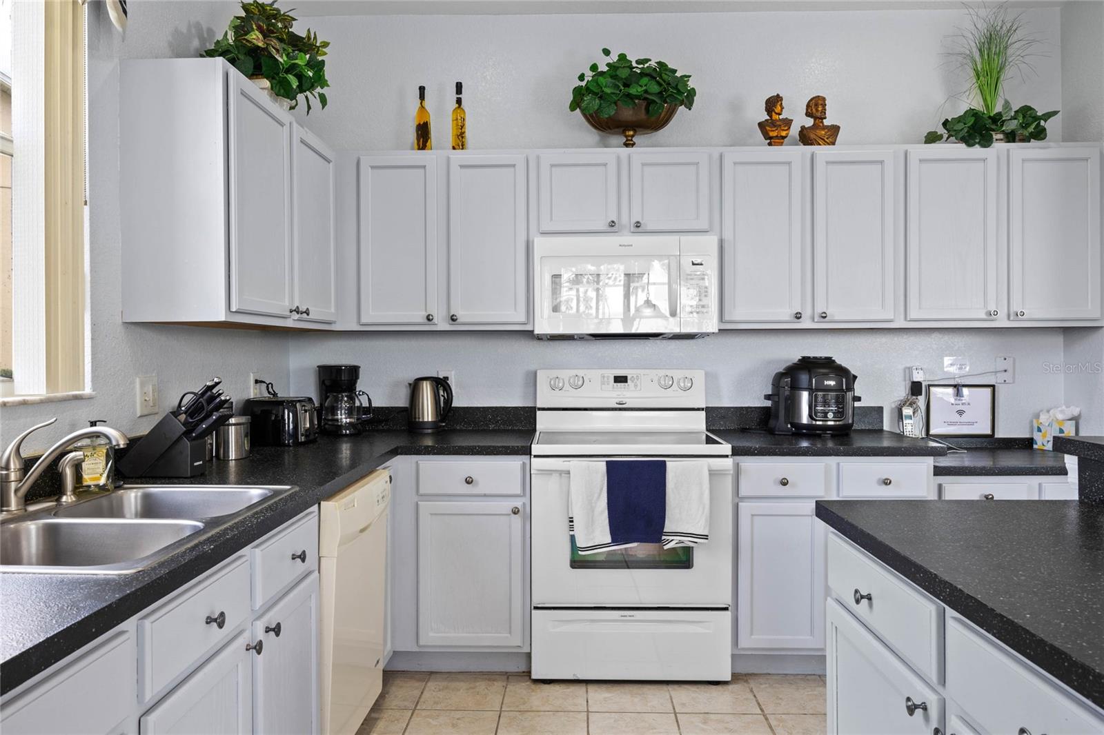 Image 16 of 62 For 107 Troon Cir