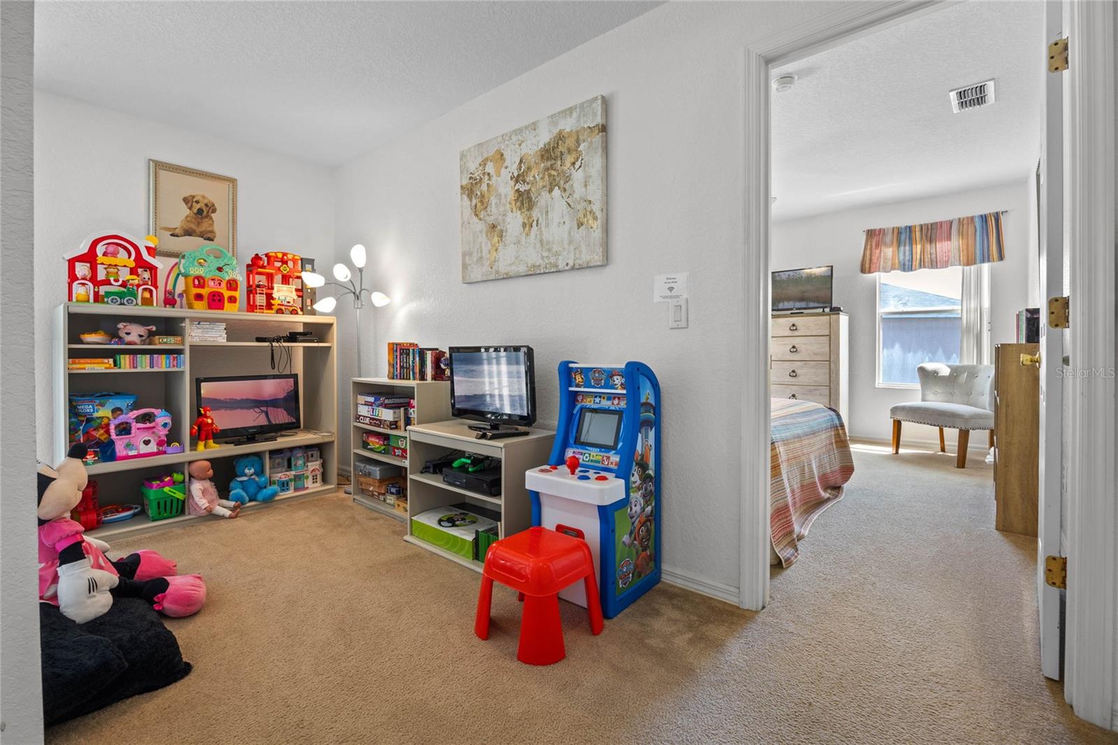 Image 29 of 62 For 107 Troon Cir