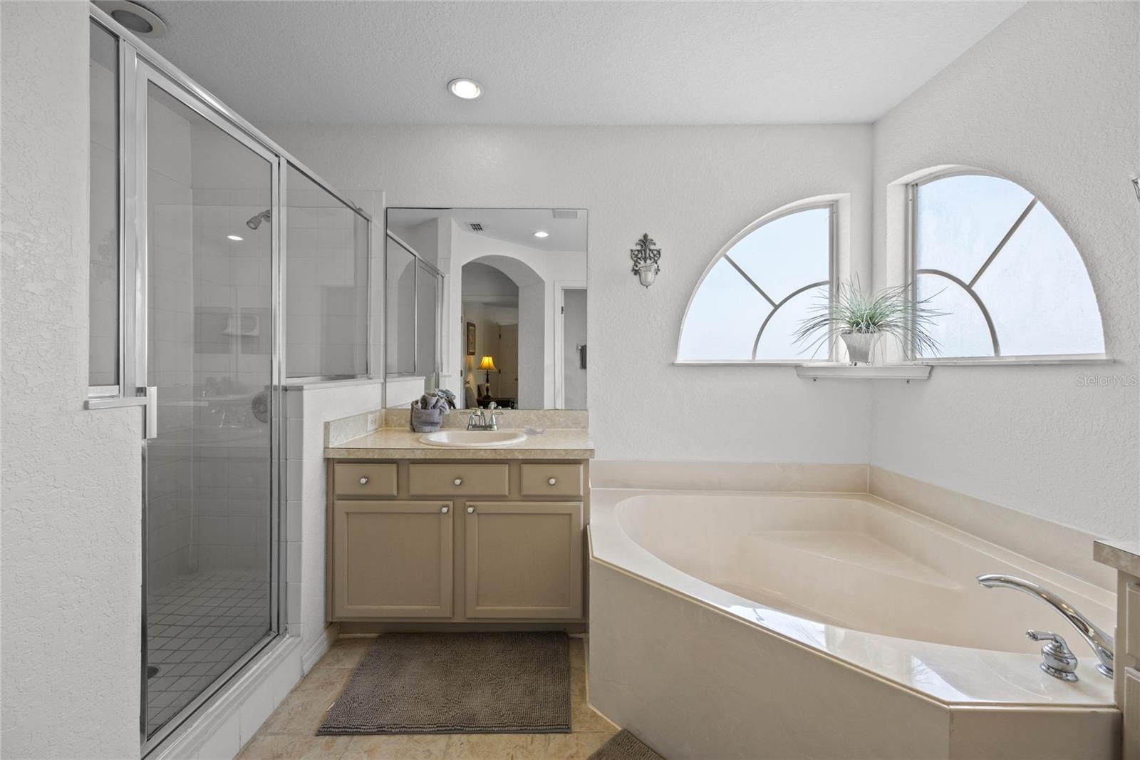 Image 35 of 62 For 107 Troon Cir