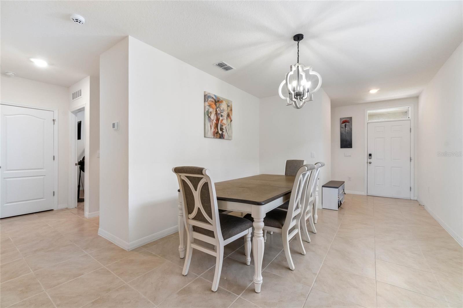 Image 11 of 45 For 1774 Walnut Creek Drive