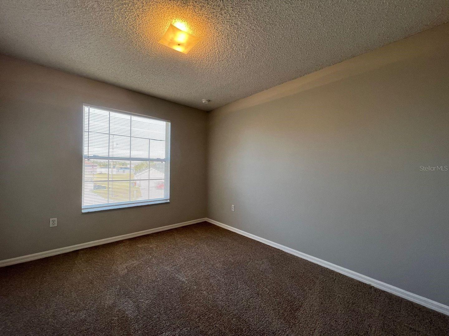 Image 10 of 29 For 340 Cimarron Court