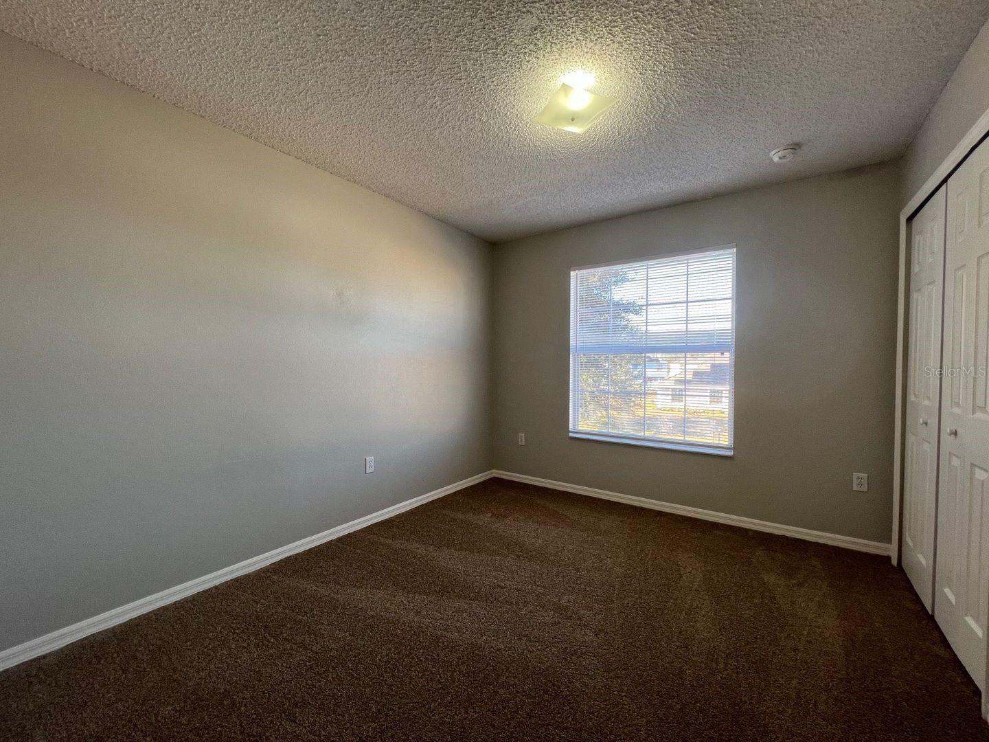 Image 12 of 29 For 340 Cimarron Court