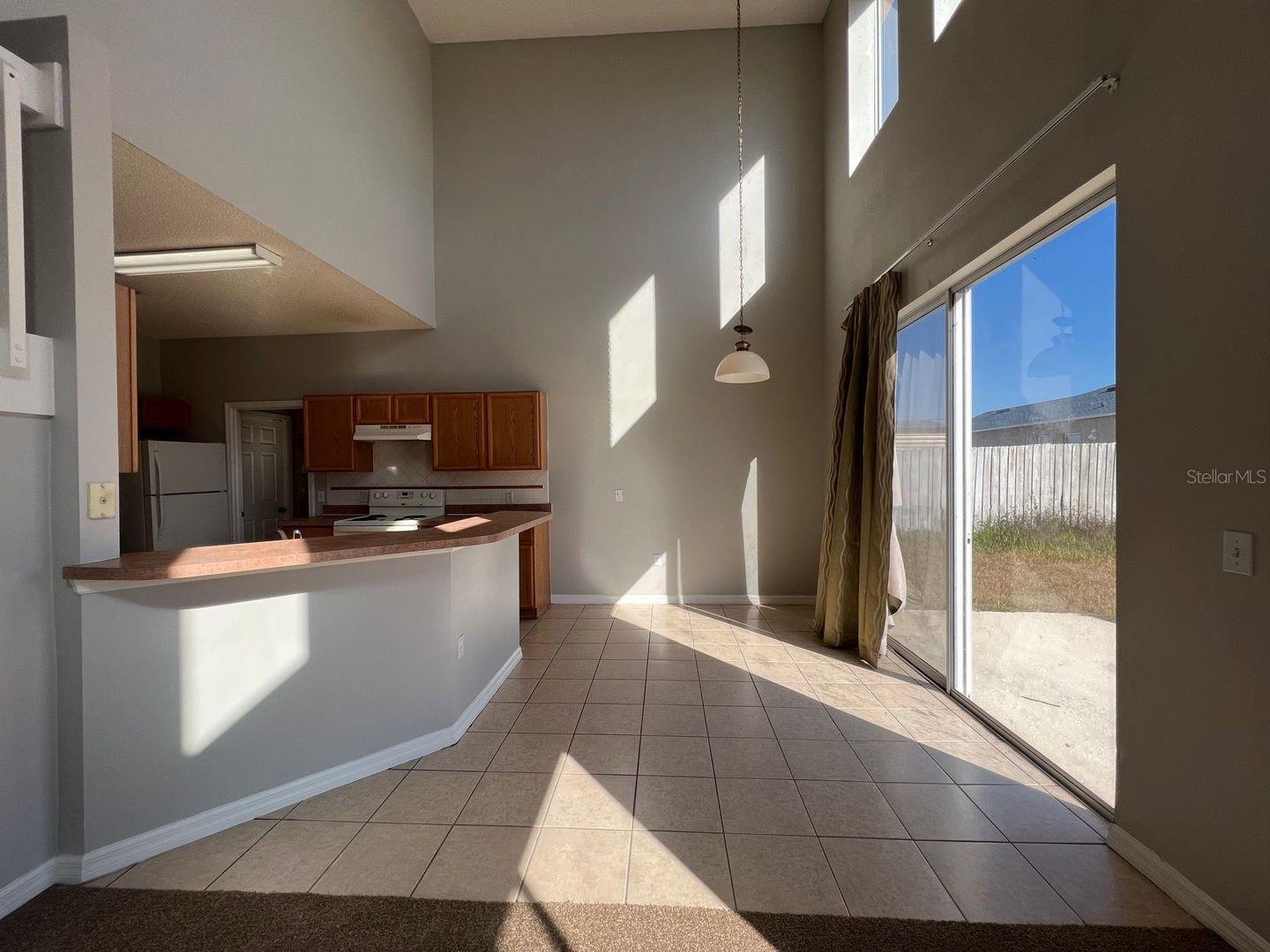Image 18 of 29 For 340 Cimarron Court