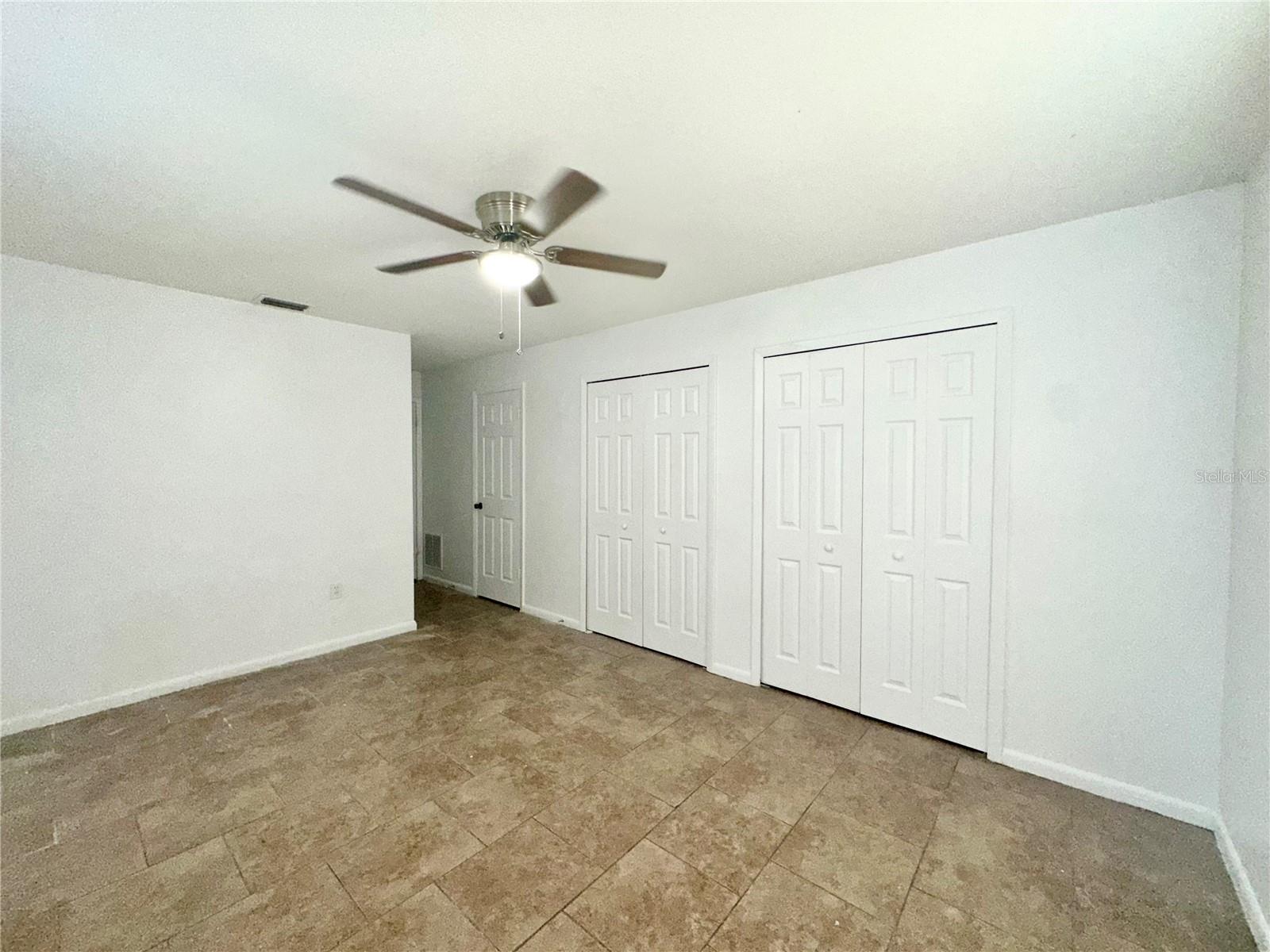 Image 4 of 15 For 1133 Clifford Avenue