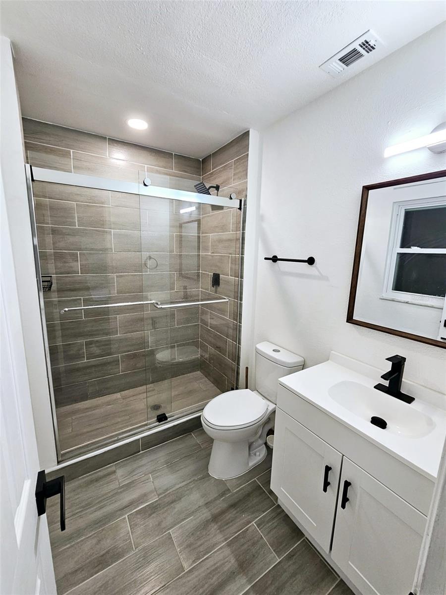 Listing photo id 27 for 673 Madrid Drive
