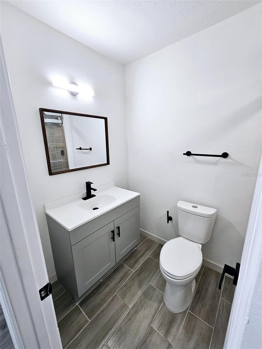 Listing photo id 33 for 673 Madrid Drive