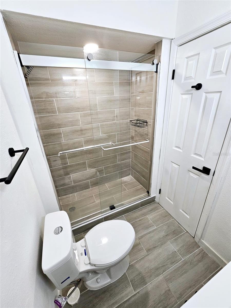 Listing photo id 34 for 673 Madrid Drive