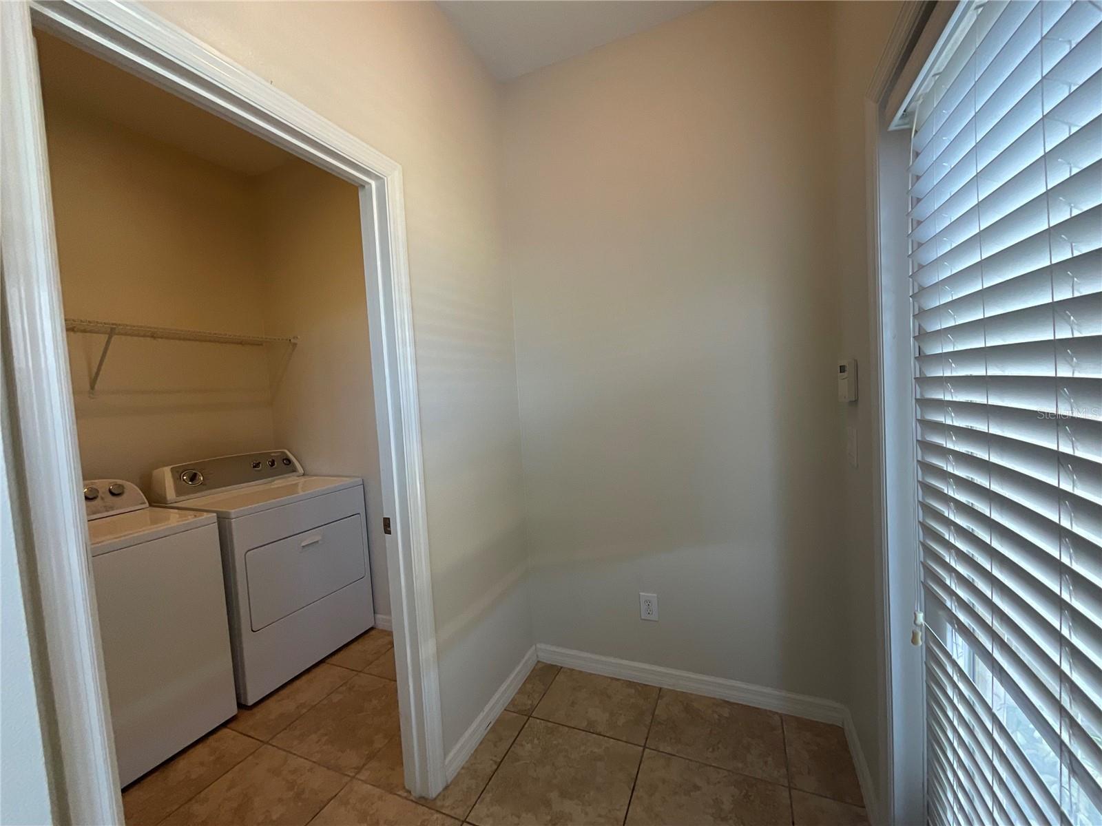 Image 5 of 19 For 7605 Sutherton Lane