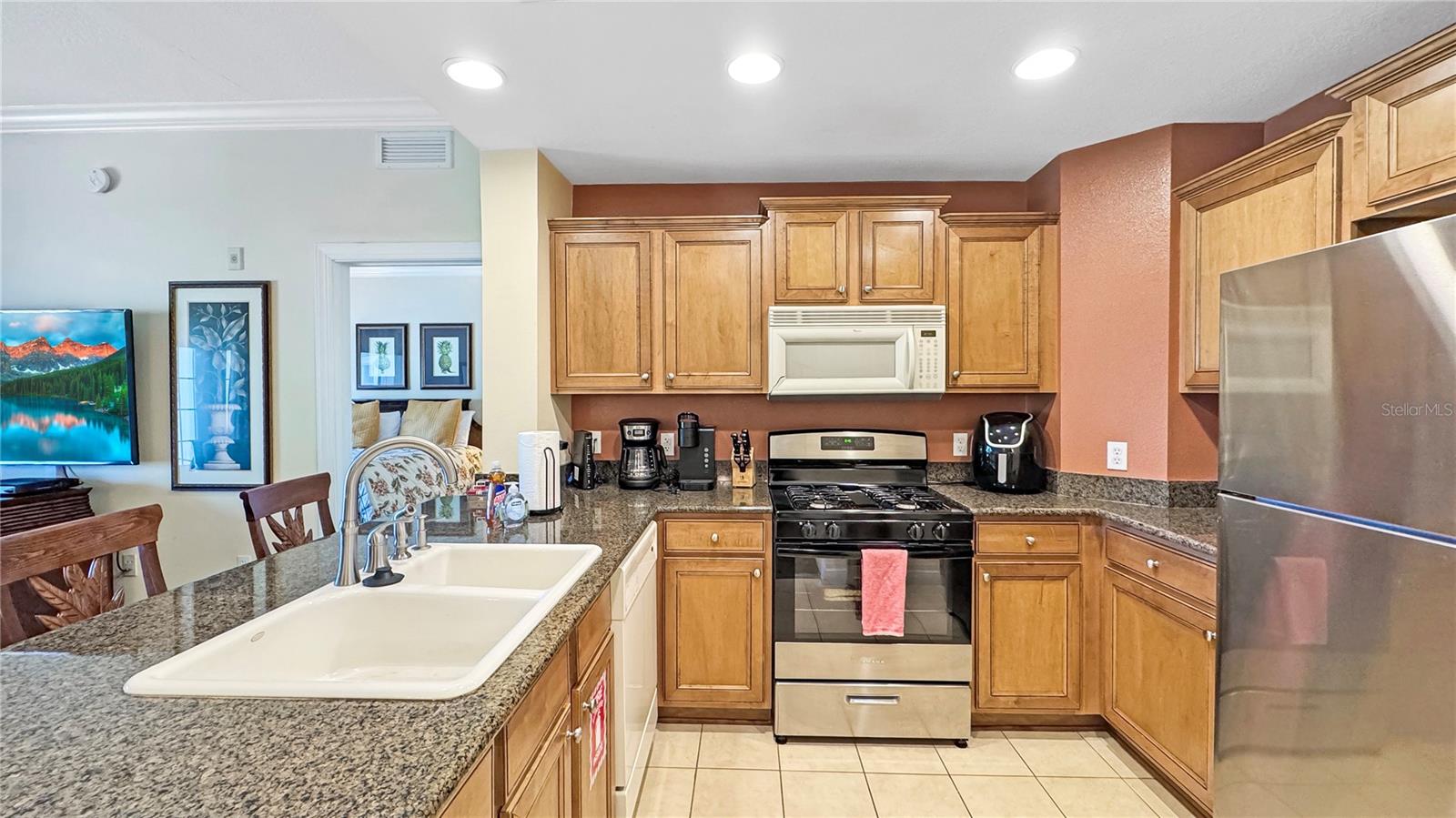 Image 11 of 46 For 7683 Heritage Crossing Way 202