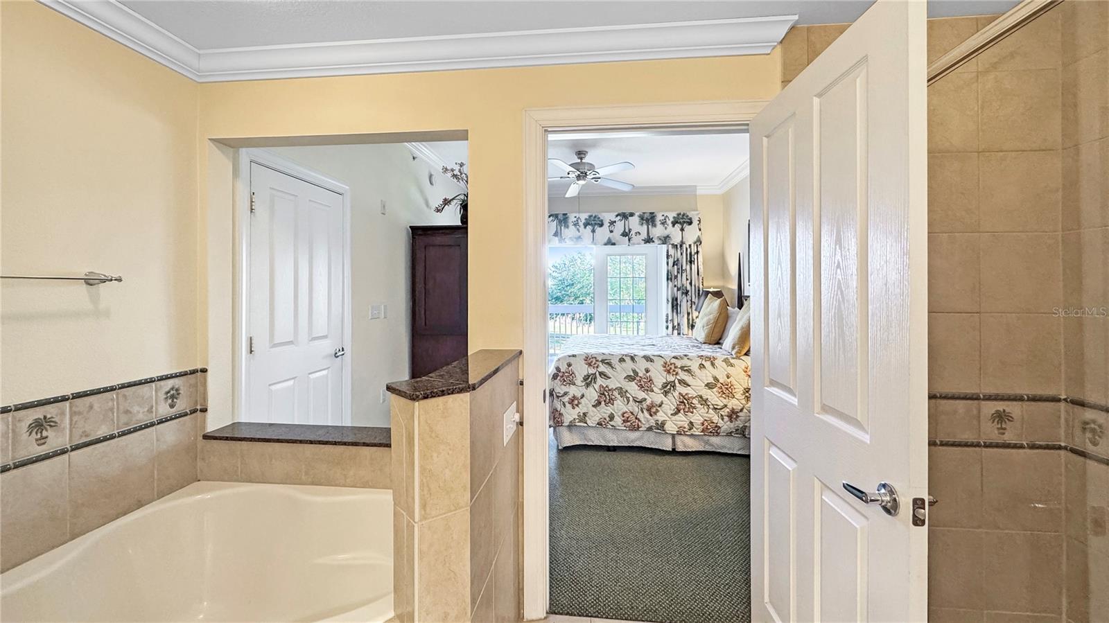 Image 17 of 46 For 7683 Heritage Crossing Way 202