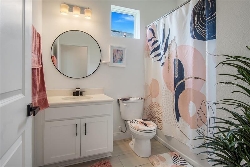 Image 10 of 20 For 18863 Rawson Street