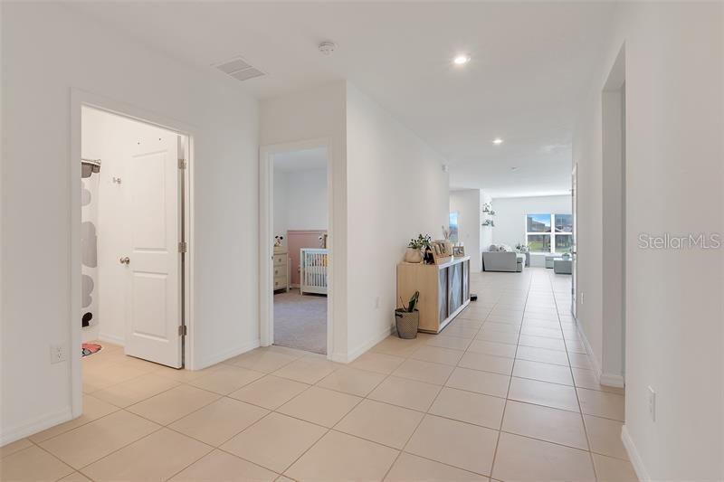 Image 5 of 20 For 18863 Rawson Street