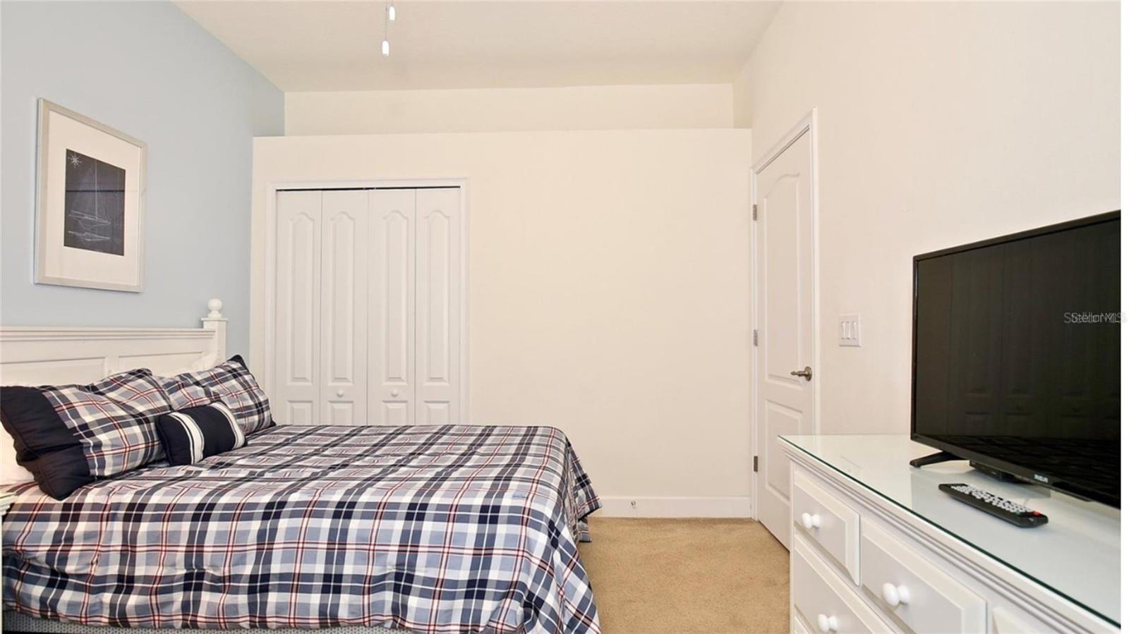 Image 11 of 14 For 4072 Oaktree Drive