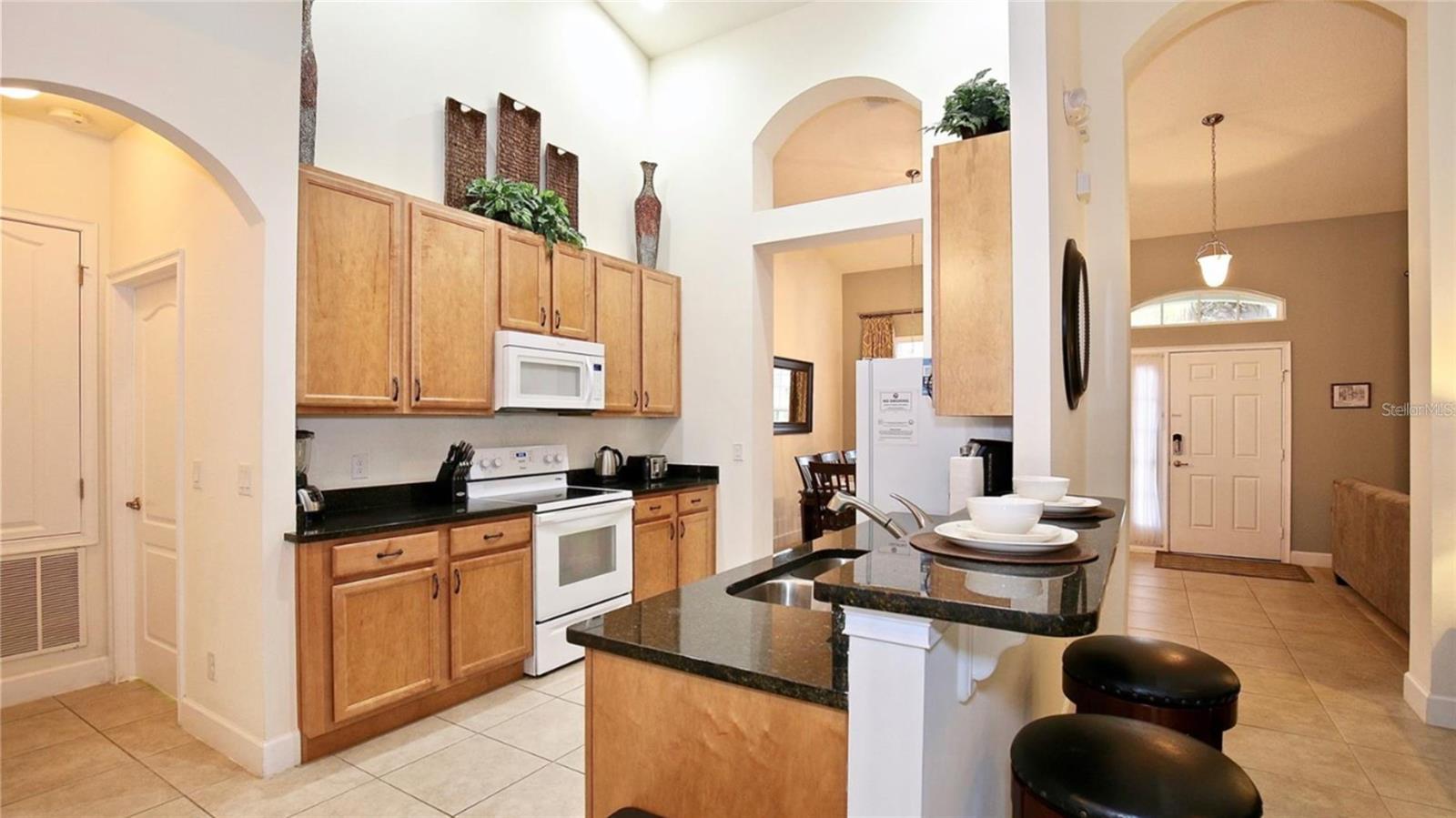 Image 9 of 14 For 4072 Oaktree Drive