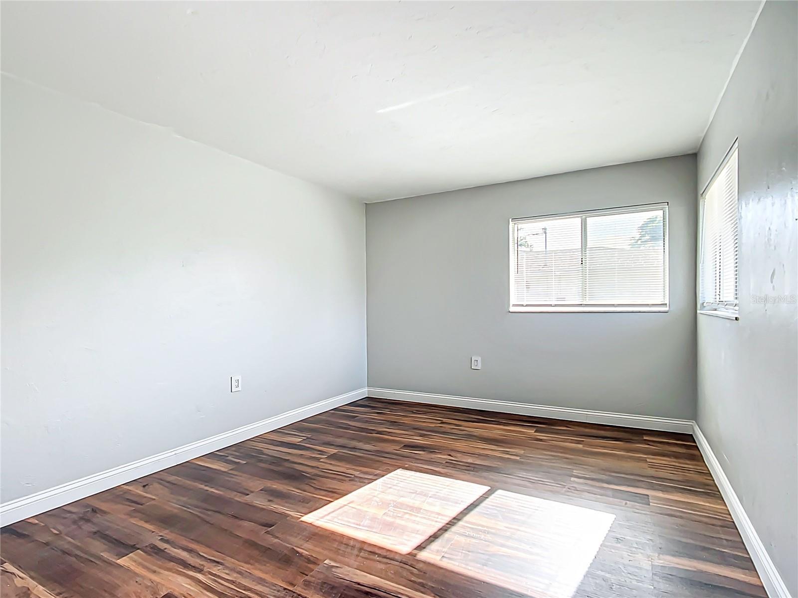 Image 12 of 25 For 43 Sj Kellner Boulevard