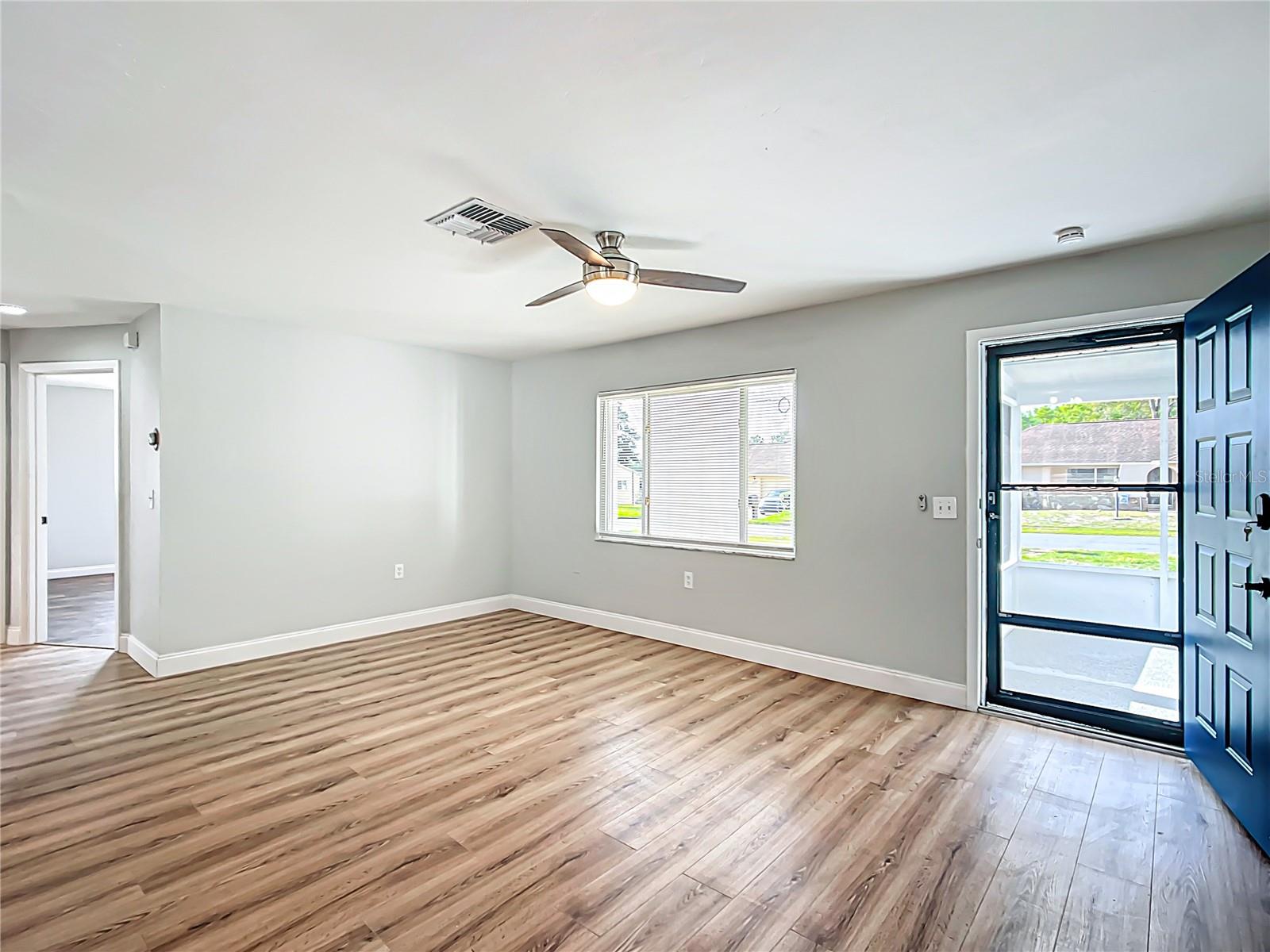 Image 5 of 25 For 43 Sj Kellner Boulevard