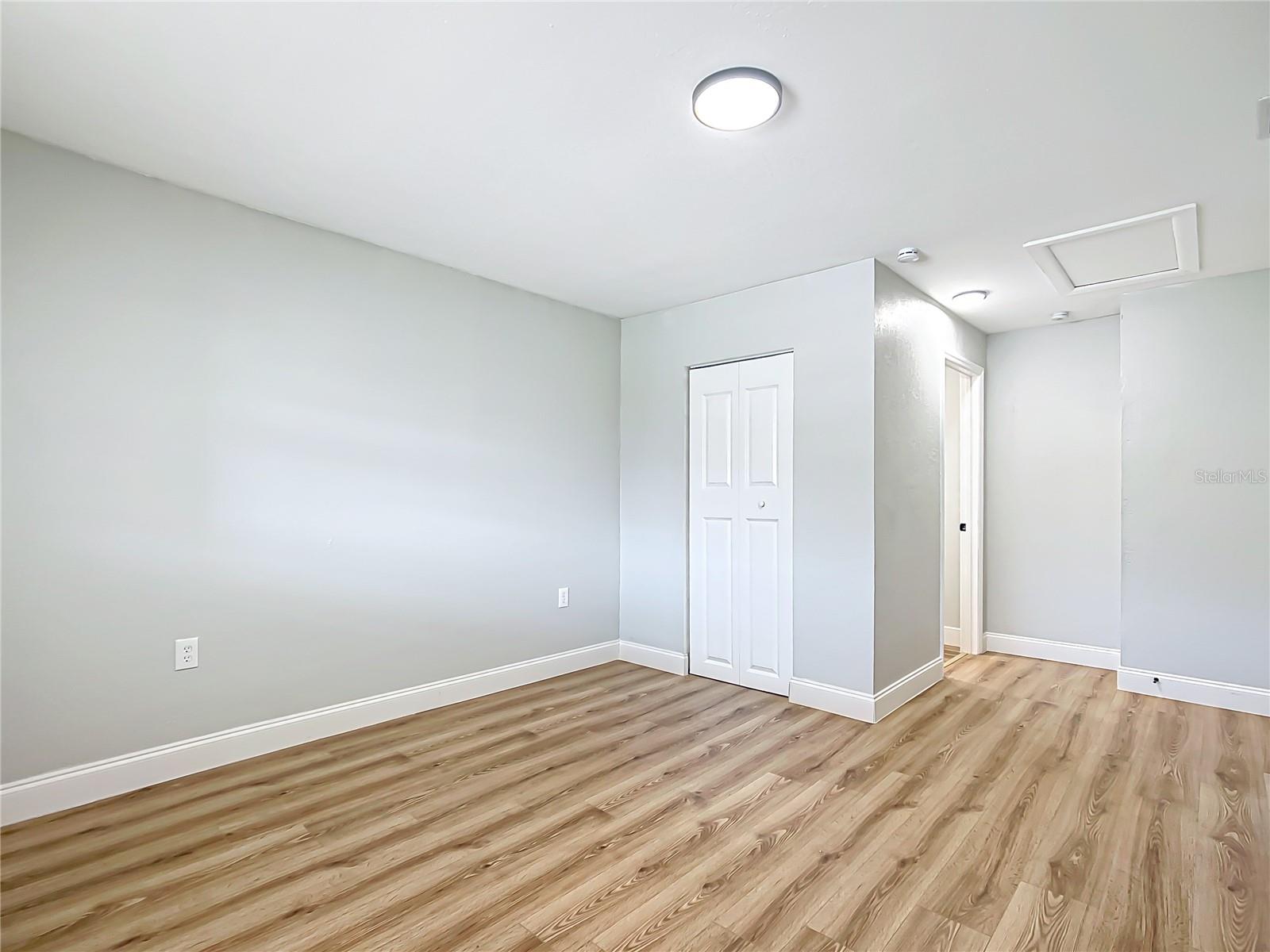 Image 9 of 25 For 43 Sj Kellner Boulevard