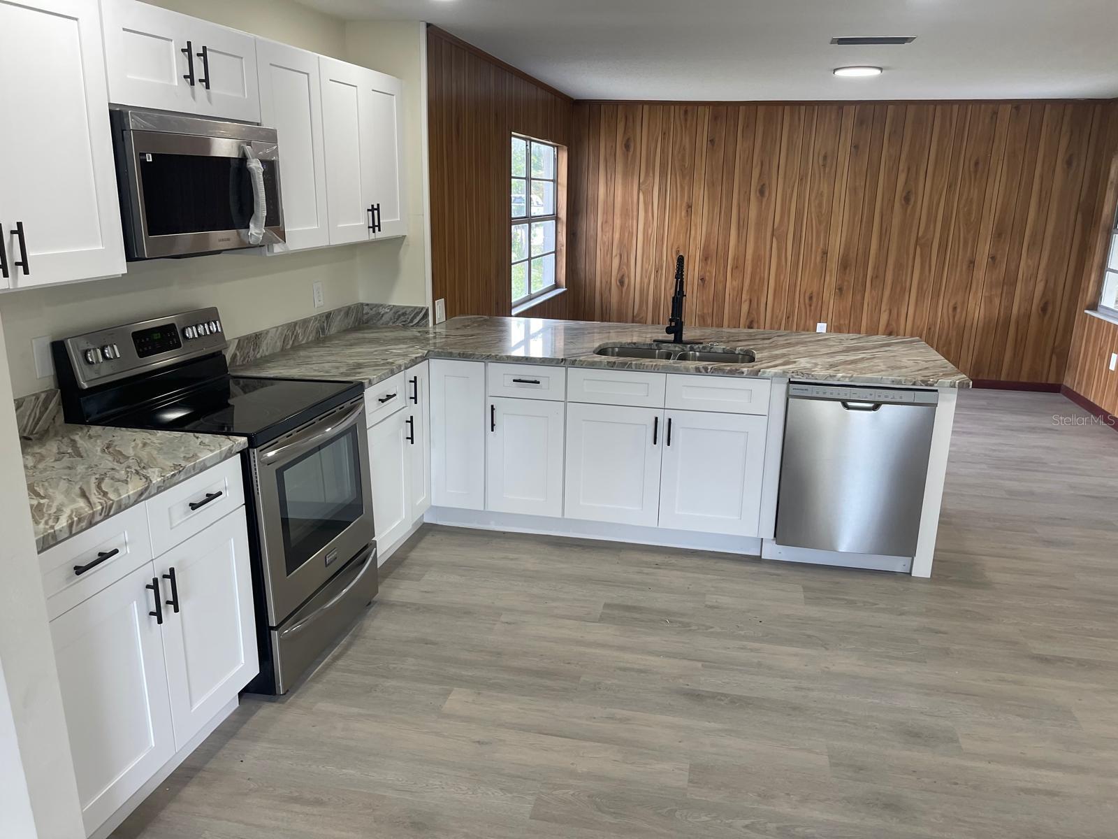 Image 4 of 16 For 2020 24th Road