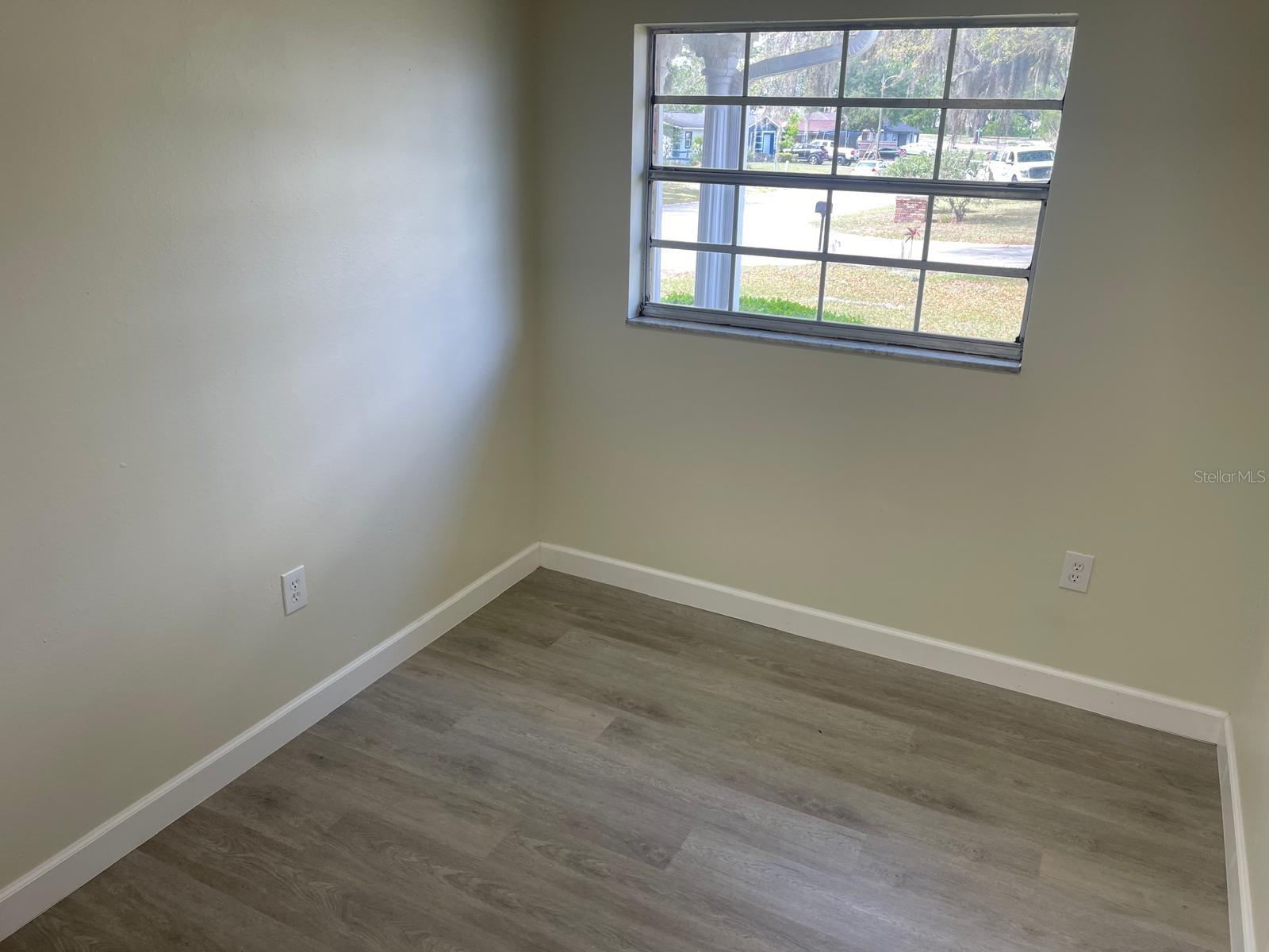 Image 6 of 16 For 2020 24th Road