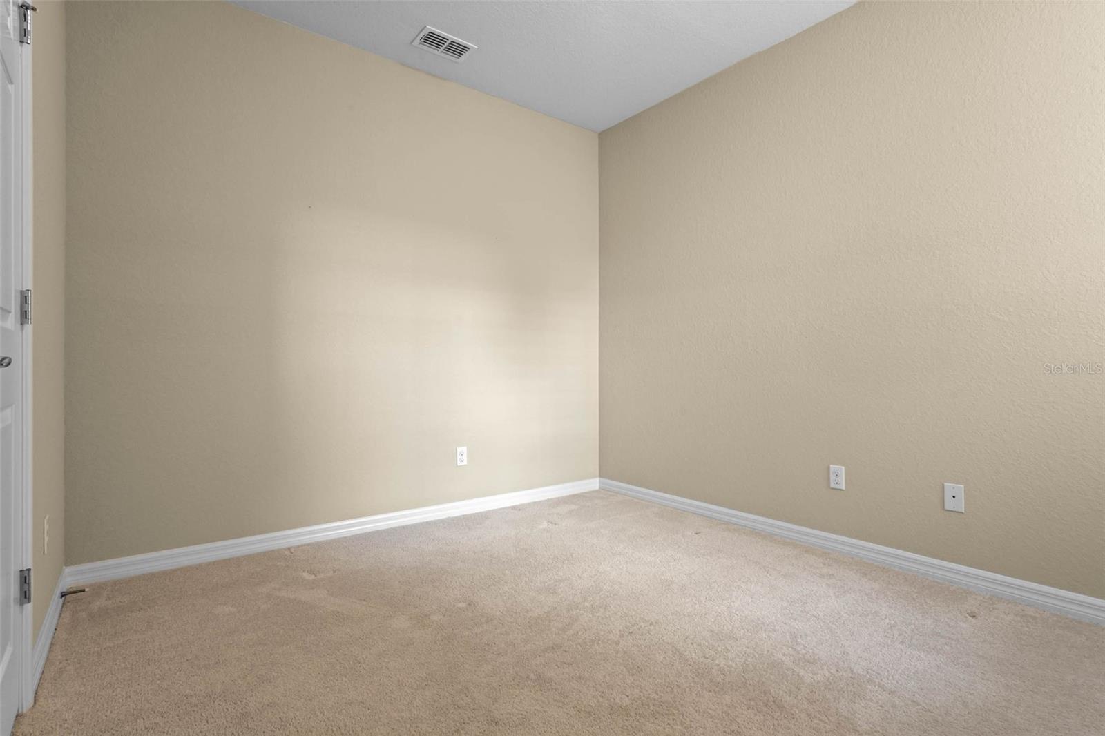 Image 18 of 55 For 8355 Bella Tierra Court