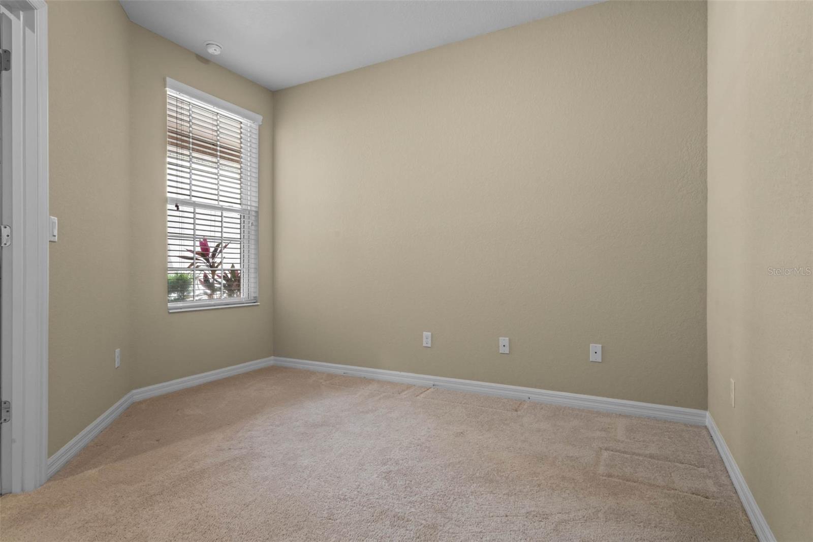 Image 19 of 55 For 8355 Bella Tierra Court