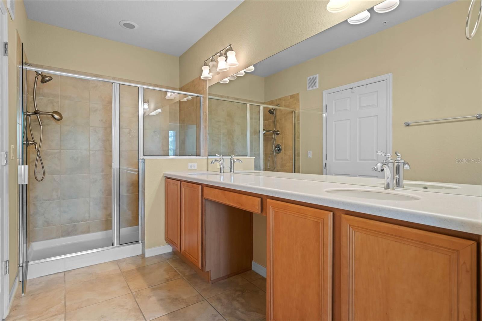 Image 25 of 55 For 8355 Bella Tierra Court