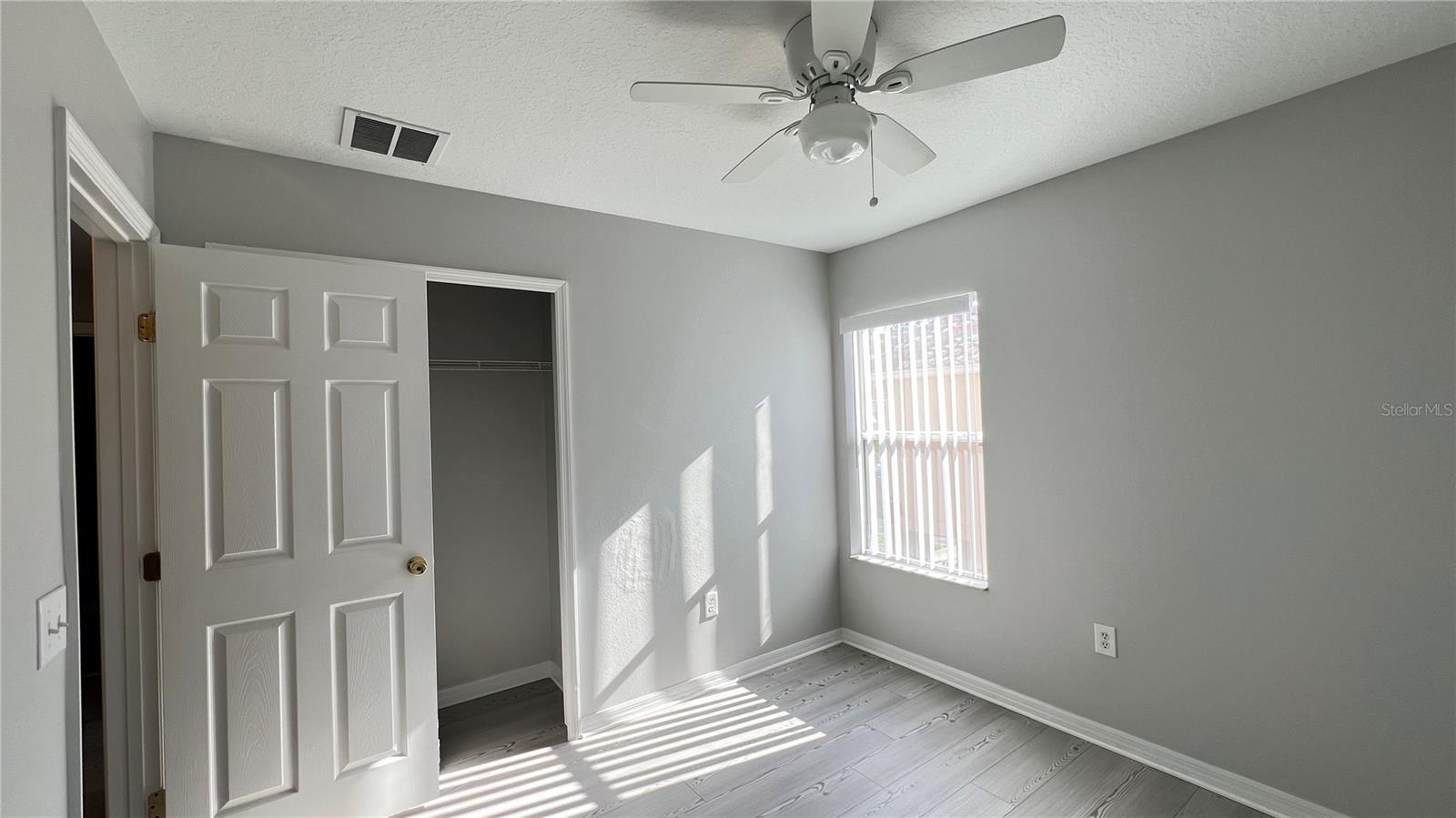 Image 32 of 36 For 5475 Paradise Cay Circle