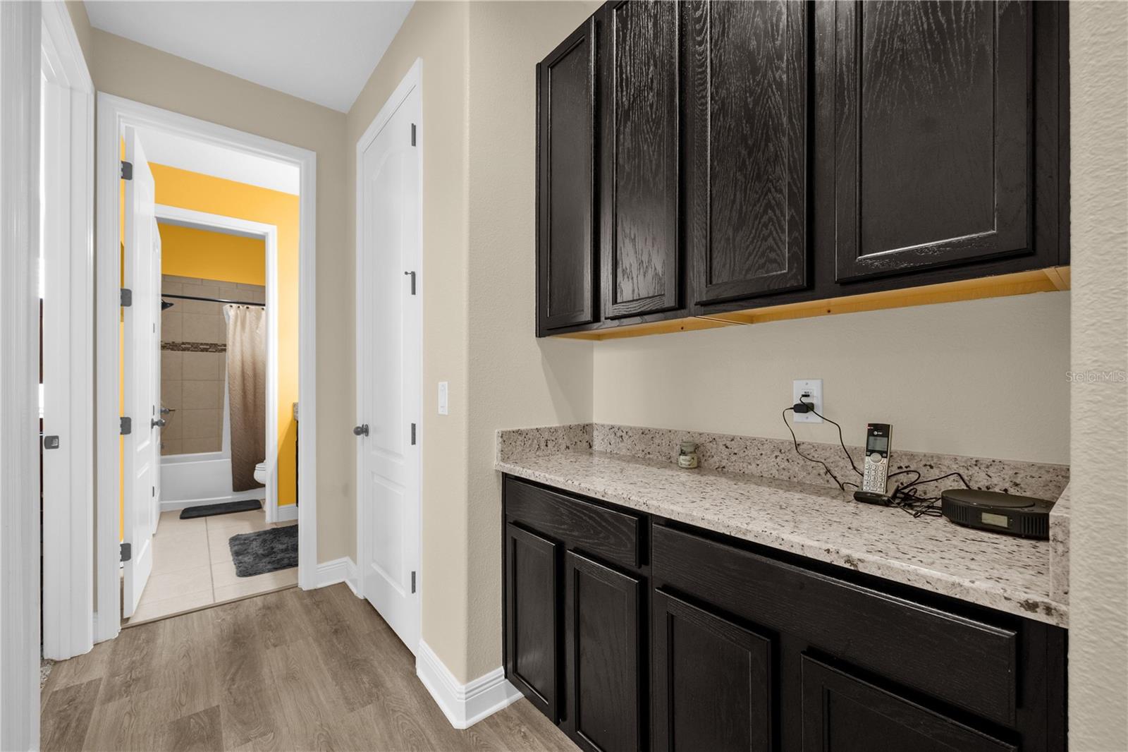 Image 30 of 53 For 4920 Blanche Court