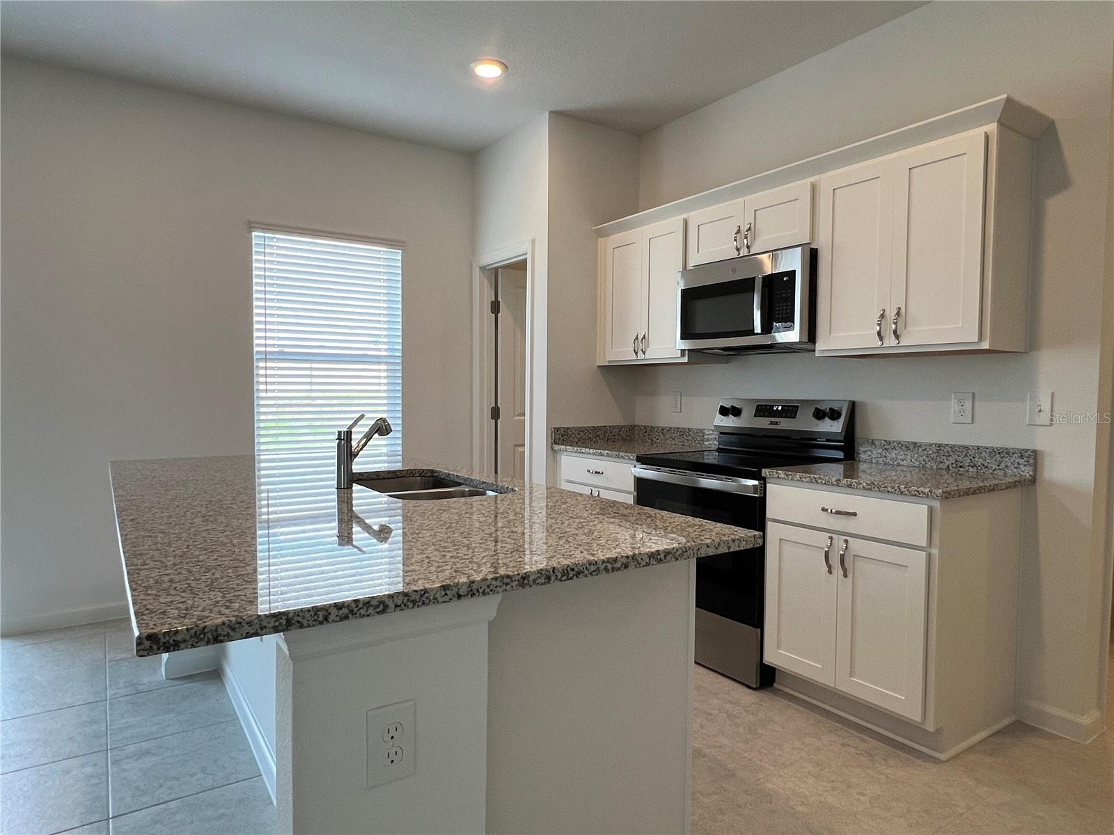 Image 13 of 24 For 2803 Poppy Avenue