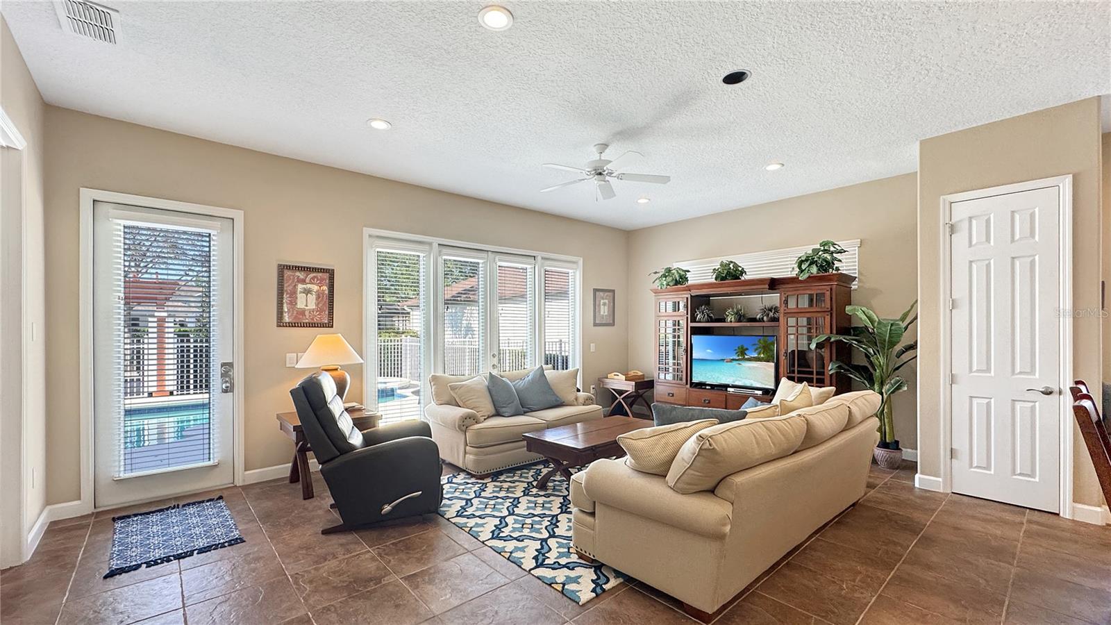 Image 10 of 57 For 7422 Sparkling Court