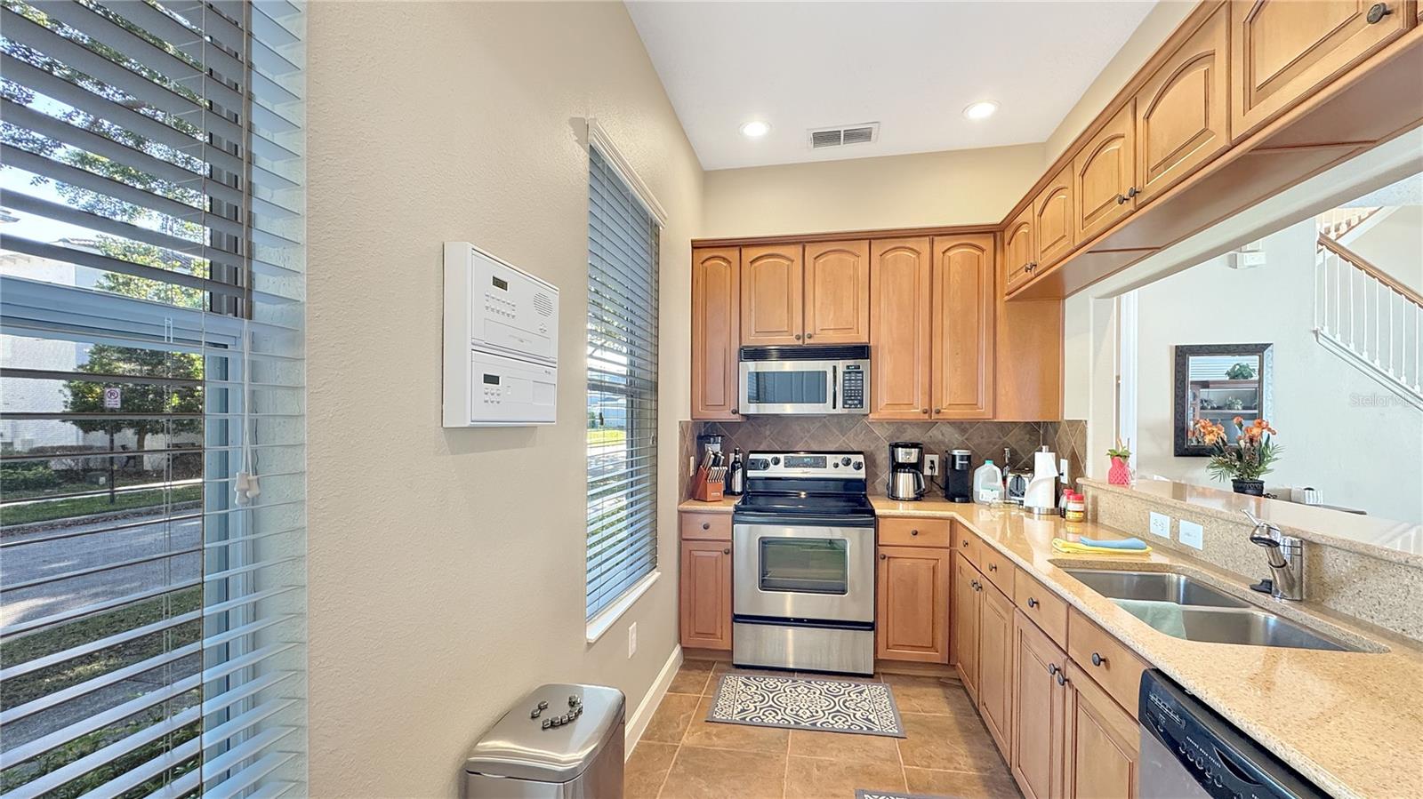 Image 14 of 57 For 7422 Sparkling Court