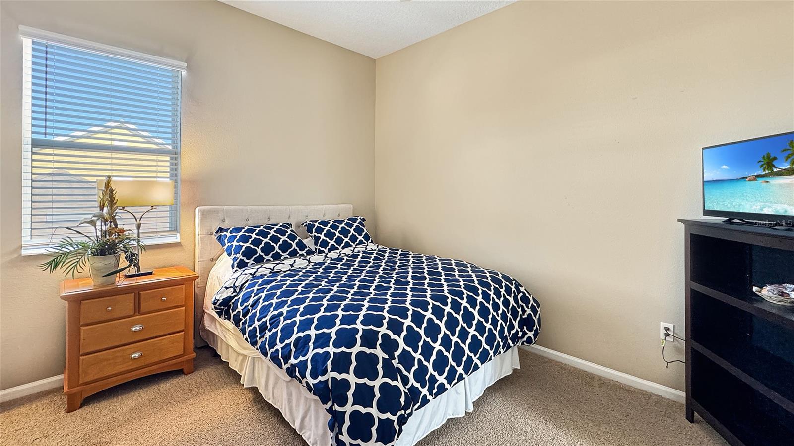 Image 32 of 57 For 7422 Sparkling Court