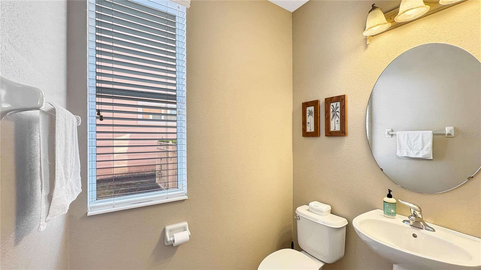 Image 38 of 57 For 7422 Sparkling Court