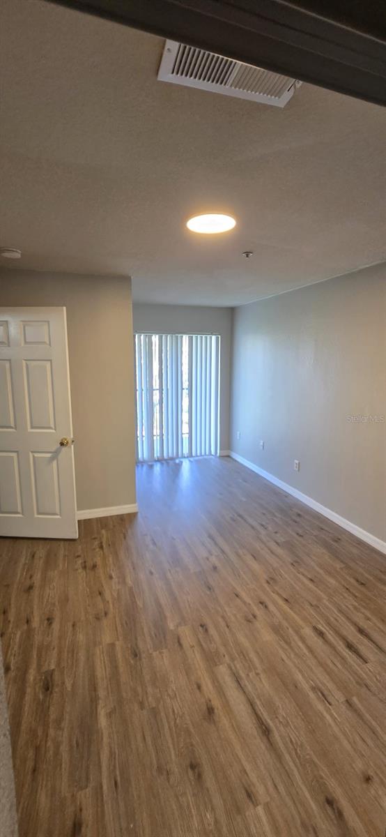 Image 12 of 19 For 9109 Lee Vista Boulevard 807