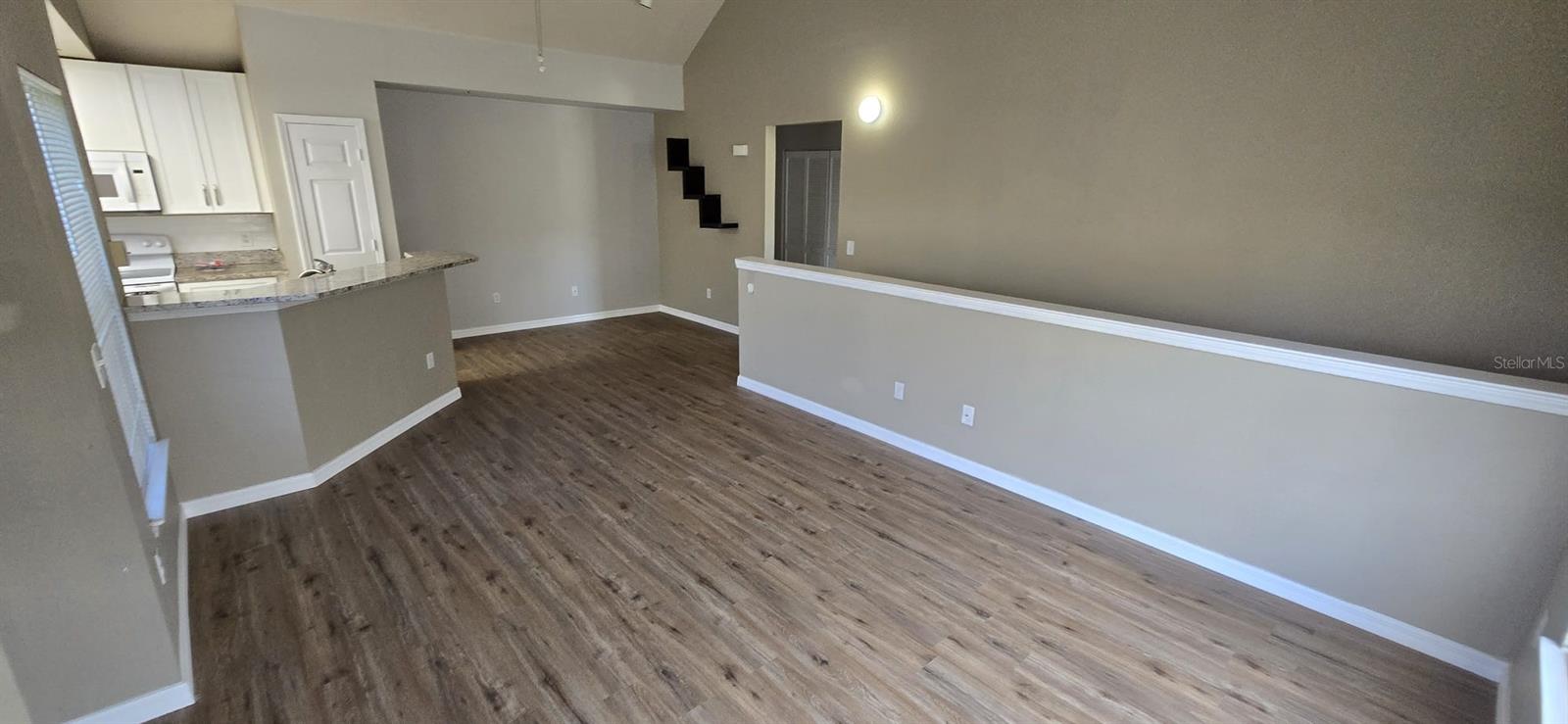 Image 7 of 19 For 9109 Lee Vista Boulevard 807