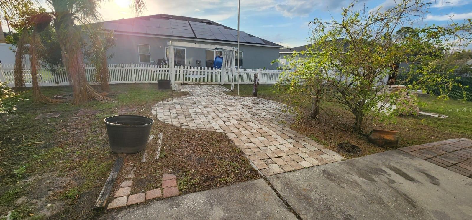 Image 14 of 35 For 773 Leopard Court