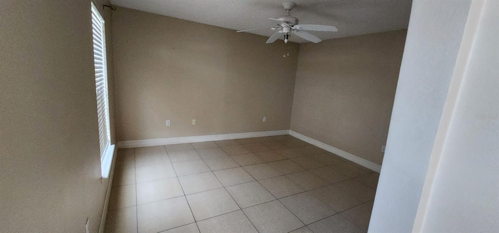 Image 9 of 35 For 773 Leopard Court