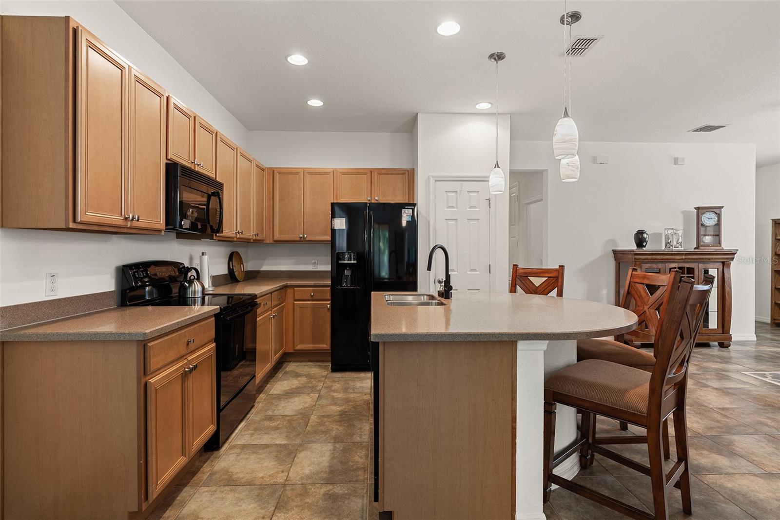 Image 16 of 33 For 1825 Pelican Hill Way