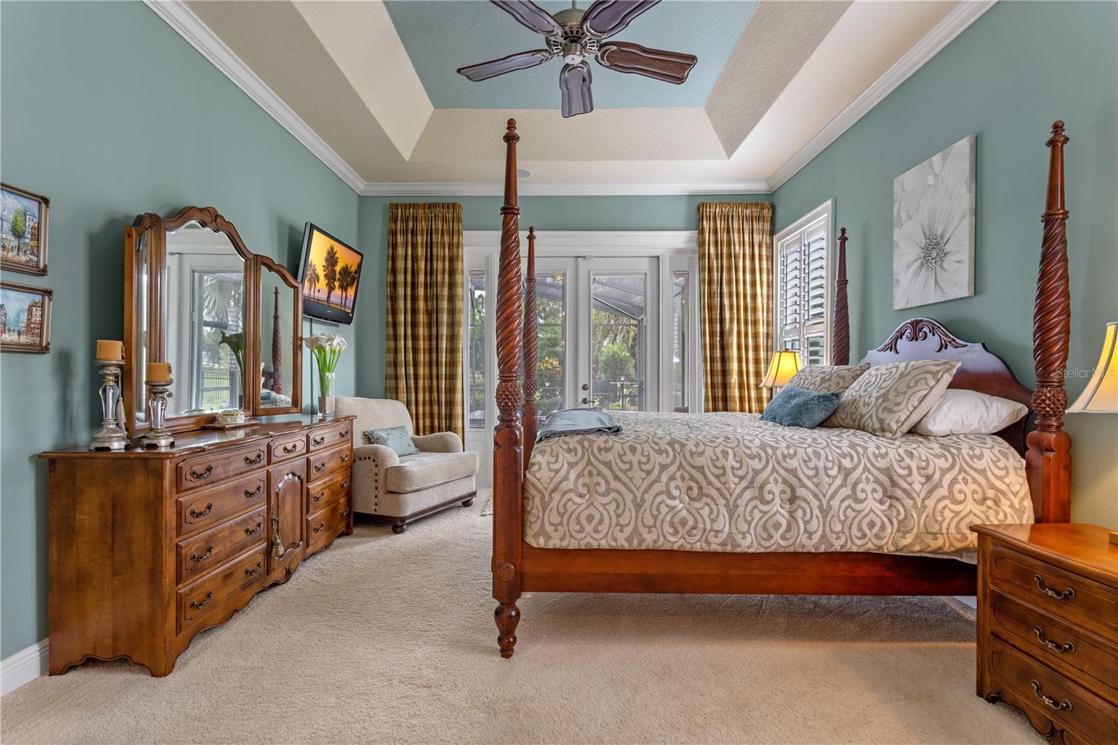 Listing photo id 24 for 133 Torino Lane