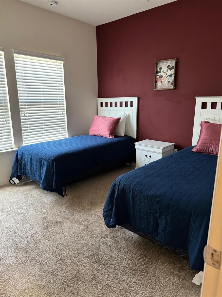Image 11 of 23 For 8981 Shine Drive