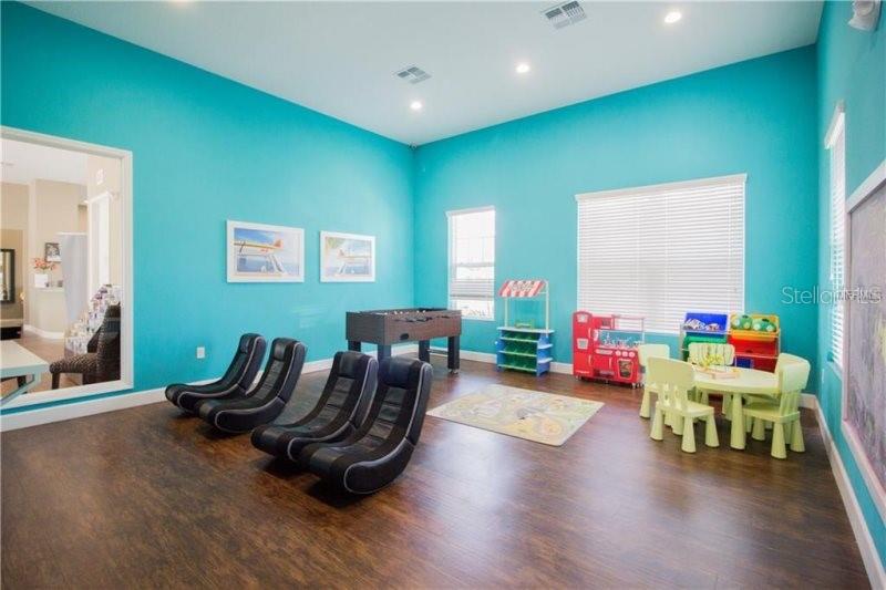 Image 21 of 23 For 8981 Shine Drive